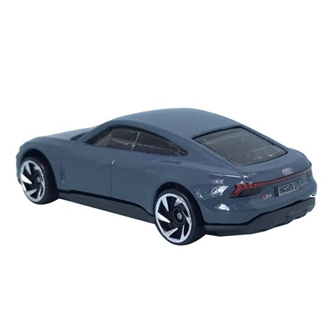 Đồ Chơi Mô Hình Siêu Xe Hot Wheels C4982 109 250 Audi RS E Tron GT FAHASA