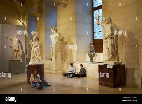 Louvre museum sculpture hi-res stock photography and images - Alamy