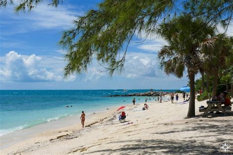 Fort Zachary Taylor Historic State Park (Key West, Florida) | Happier Place