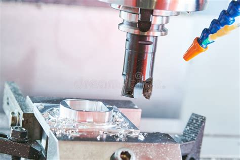 Processo Metal Rgico De Tritura O Metal Industrial Do Cnc Que Faz