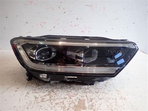 LAMPA FAR PREDNJI DESNI VW T ROC REDIZAJN 2021 FULL LED IQ