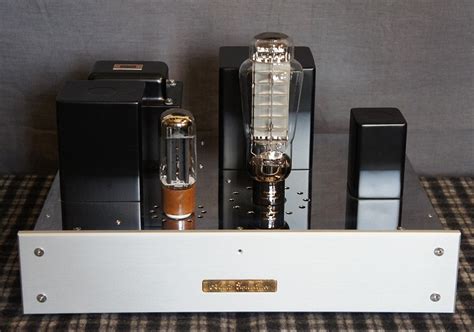 The Real 1605 SE power amplifier
