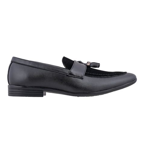 Feel Alive Mens Black Tassel Casual And Formal Shoes For Men At Rs 449