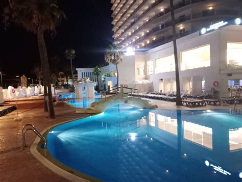 Ibersol Torremolinos Beach Pool: Pictures & Reviews - Tripadvisor