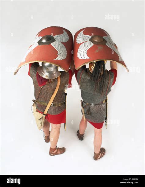 Two Roman Soldiers Hi Res Stock Photography And Images Alamy