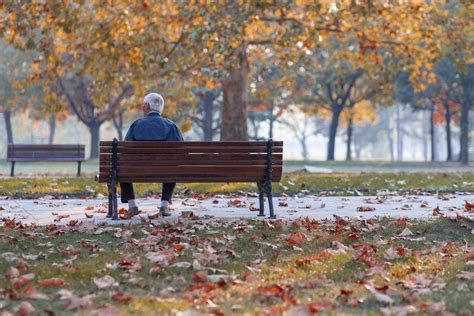 Les conditions de vie des enfants peuvent prédisposer à la solitude