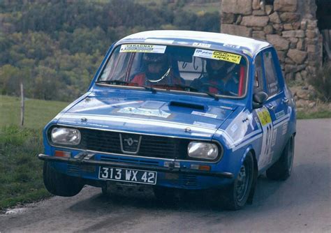 Renault Gordini Voiture De Rallye Voiture Renault Voiture De Sport