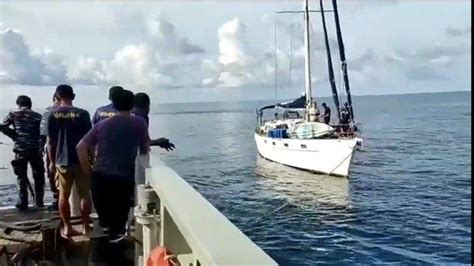 Kapal Mati Buat 3 Wna Terombang Ambing Berhari Hari Di Perairan Laut