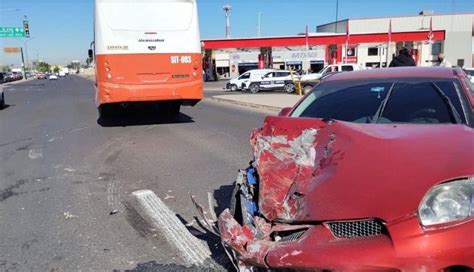 Impacta Cami N A Autom Vil En Cruce De Solidaridad Y Paseo R O Sonora