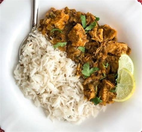 Telangana Special Bagara Rice With Chicken Curry Coriander Chicken