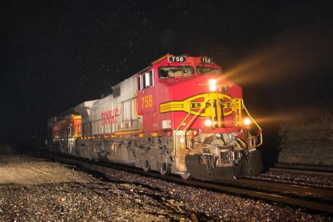 Foggy Night Bnsf Warbonnet C W Leads M Chigal West Flickr