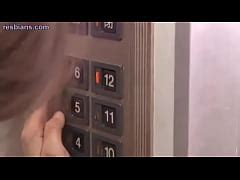 Lesbians Meet Up In An Elevator Free Mobile Porn Videos IPornTV