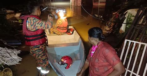 Over 40 000 Evacuated Selangor Becomes Sixth State To Be Struck By