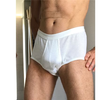 Le slip kangourou à poche blanc taille haute