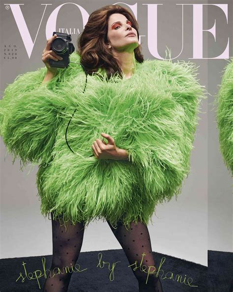 Claudia Schiffer And Stephanie Seymour Pose Nude For Vogue Italia Covers