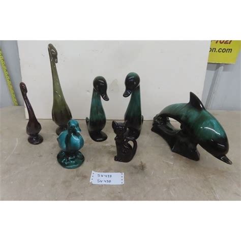 Lot of 7 Blue Mountain Pottery Animals - McSherry Auction Service Ltd.