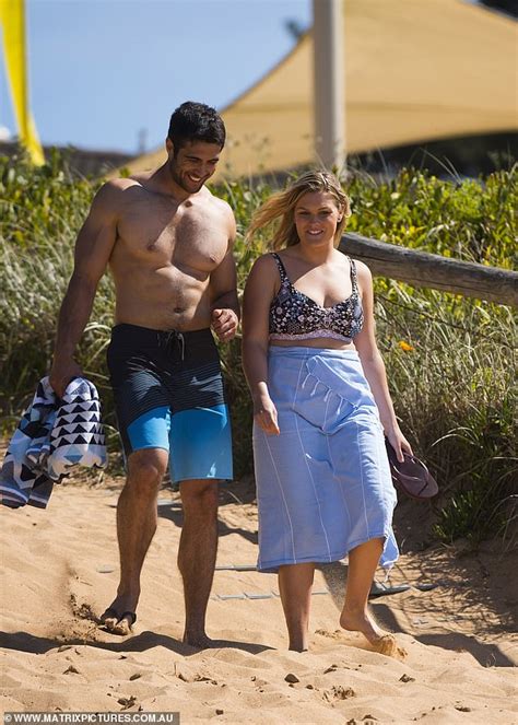 Bikini Clad Sophie Dillman Shares Kiss With Co Star Ethan Browne On The Set Of Home And Away