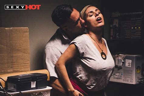 Canal pago Sexy Hot terá faixa de filmes adultos dirigidos por mulheres em março Banda B