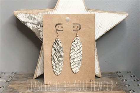 Nude Earrings
