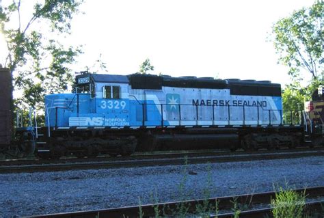 NS 3329 Maersk Sealand Unit Saratoga NY Train 931 The NERAIL New