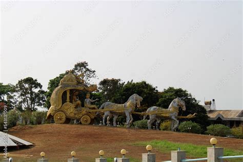 Murudeshwar temple is most famous for its massive Shiva statue. It is located at murudeshwar ...