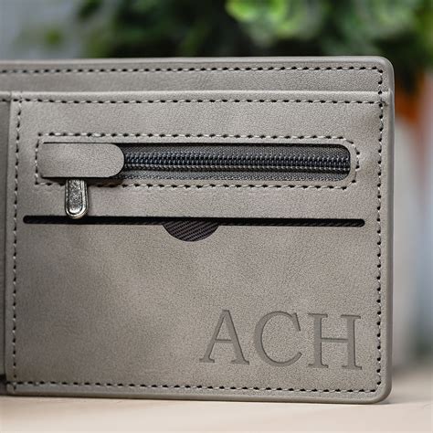 Personalized Bifold Wallet with Zipper – GroomsShop