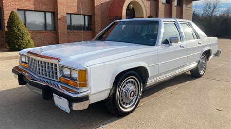 1987 Ford Crown Victoria For Sale At Auction Mecum Auctions