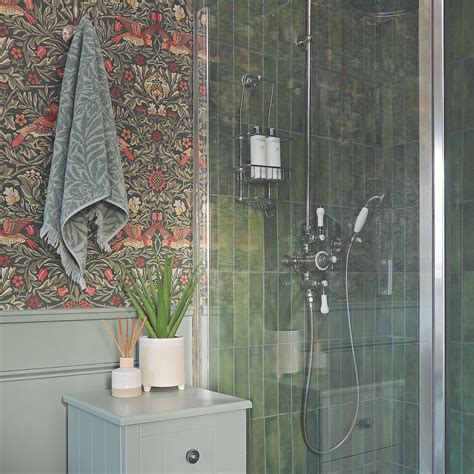 Is wallpaper in bathrooms outdated? Experts weight in | Ideal Home
