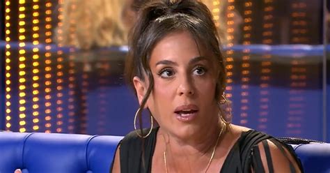 Anabel Pantoja Saca Las U As Por Asraf Beno En Gh D O Ante La