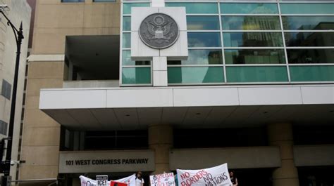 Berliner Tageszeitung Trump pondrá en marcha arrestos masivos de