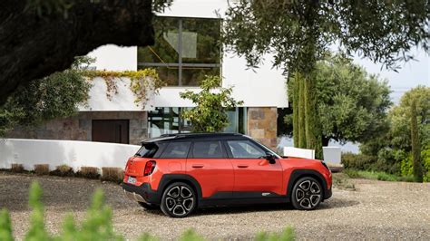 2025 Mini Aceman Electric Crossover Revealed