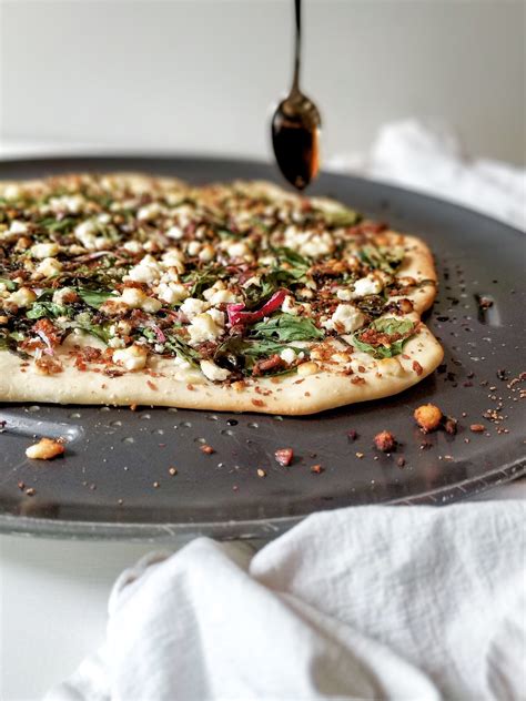 Spinach Feta Pizza With Balsamic Reduction Rose Gold And Vanilla Recipe Feta Pizza