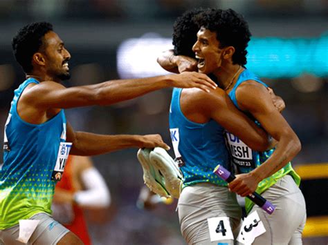 World Championships 2023 Final Indian Mens 4x400m Relay Team Breaks