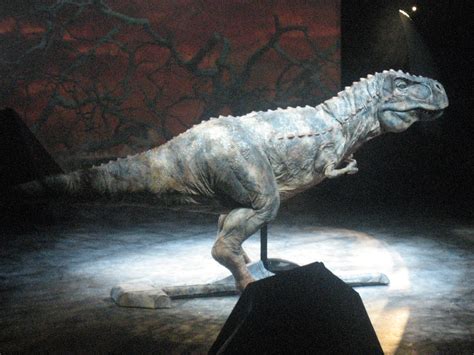 File:Walking with Dinosaurs 1.jpg - Wikimedia Commons