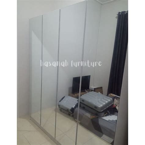 Lemari Pakaian 4 Pintu Full Cermin Frameless Swing Minimalis Modern