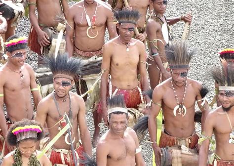 Apa Itu Ras Melanesia Sejarah Asal Usul Arti Kata Dan Persebaran Di