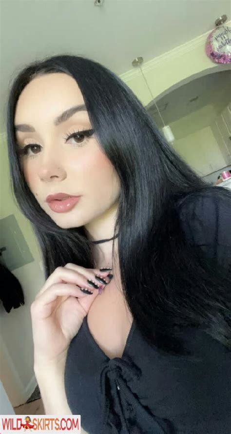 Lyndi Nude Leaked Photos And Videos Wildskirts