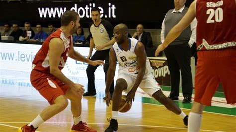 Play Off Matematici Per Il Treviso Basket Determinante La Vittoria In