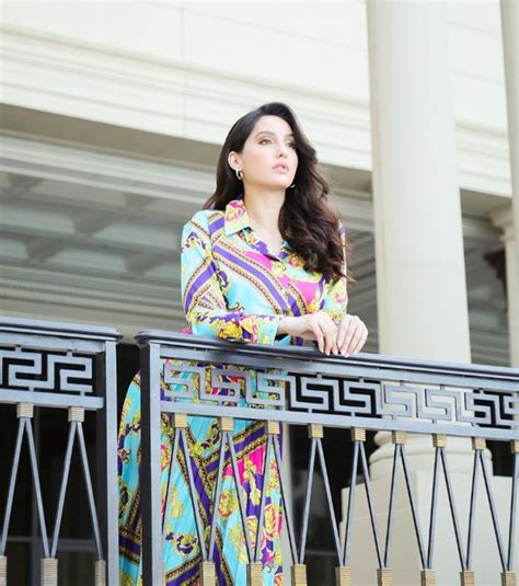 Nora Looks Stunning In A Printed Midi Dress She Teamed The Look With A Nude Coloured Pumps