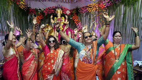 Durga Vahini Members Perform Shastra Puja Before Start Shakti Yatra