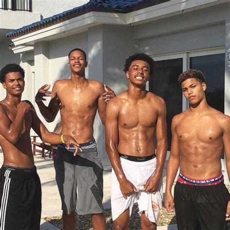 Pick Onee Follow Wedontlikeeyou Cute Lightskinned Boys Cute Black Guys Cute Black Boys