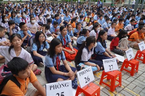 Học sinh tranh tài 1 chọi 3 để giành suất vào lớp 6 trường hot ở TPHCM Báo Dân trí