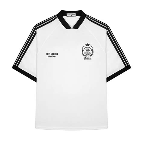 Áo Thun Form Rộng Nam Nữ STUDIO Phối Viền Tay Logo Thêu Hot Trend Chất Polyeste Top Cổ Tim