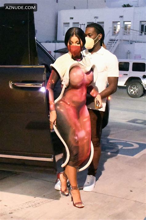 Cardi B Sexy Showing Off Her Hot Curves At Bottega Veneta In Beverly Hills AZNude