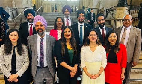 Historic Gathering Sikh Mps Come Together