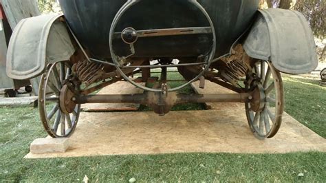 1920 Ford Model T Center Door Sedan - Classic Ford Model T 1920 for sale