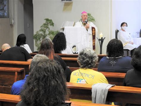 Dom Gil Encerra Tr Duo De S O Vicente De Paulo Na Ssvp Arquidiocese