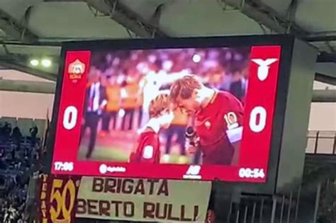 La Trovata Di Totti Per Il Derby Roma Lazio Allo Stadio C Una