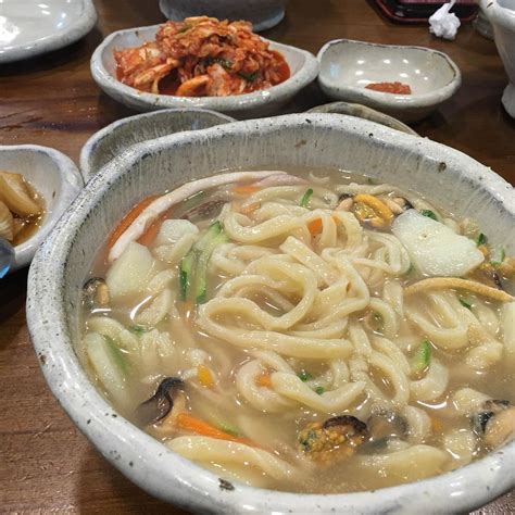 항아리칼국수 경기 수원 영통구 맛집검색 식신