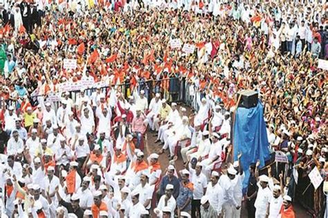 Lingayat Community Minority Status Bjp Congress Spar Ahead Of